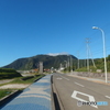青空広がる島の夏