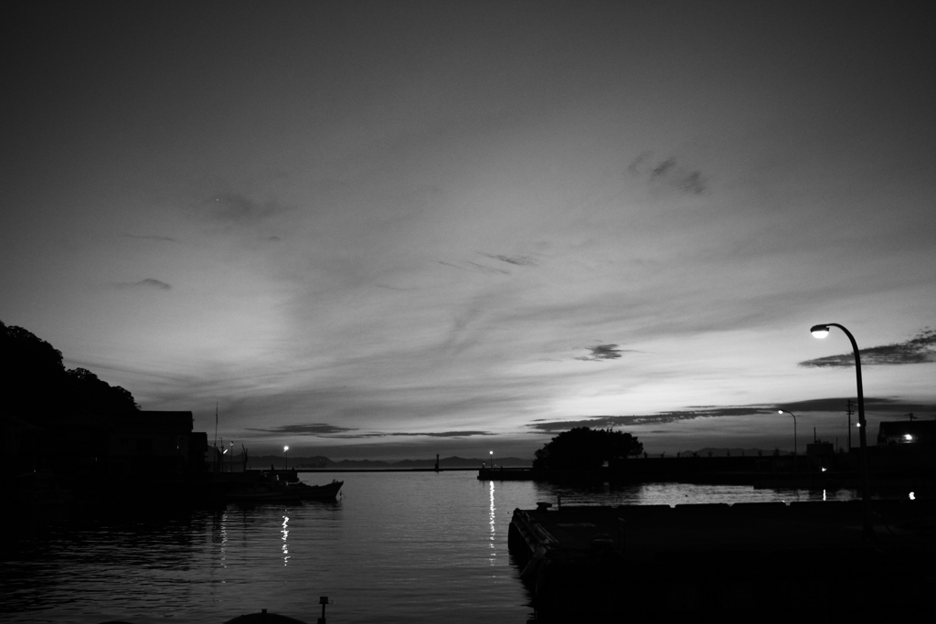 北条港夕方