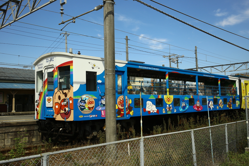 アンパンマントロッコ列車