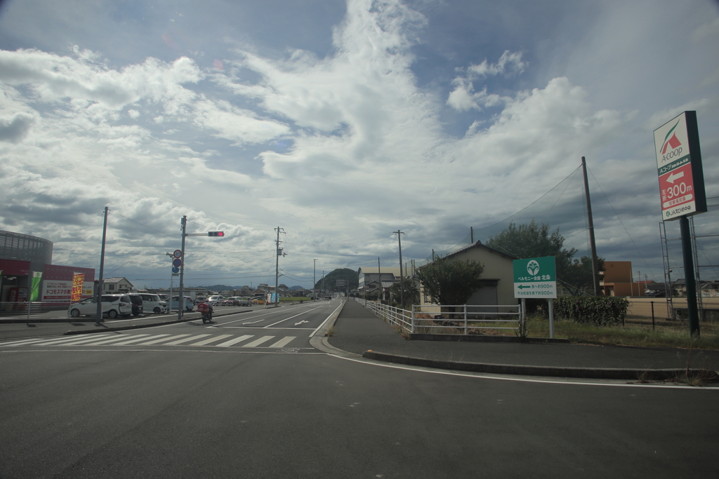 タバコ買いに行くのも暑いよぅ