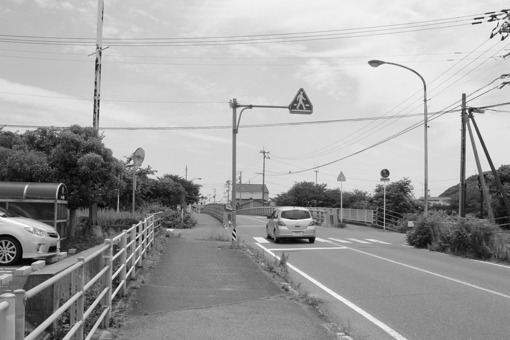 表はまだ適度に涼しい