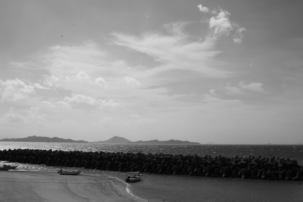 浜でひまつぶししようとしたらすごい砂嵐!(^^)!