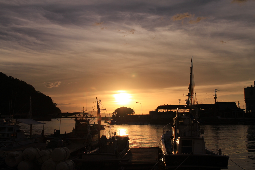 北条港夕暮れ