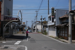 昼、スーパーに安いプリン食べに行く