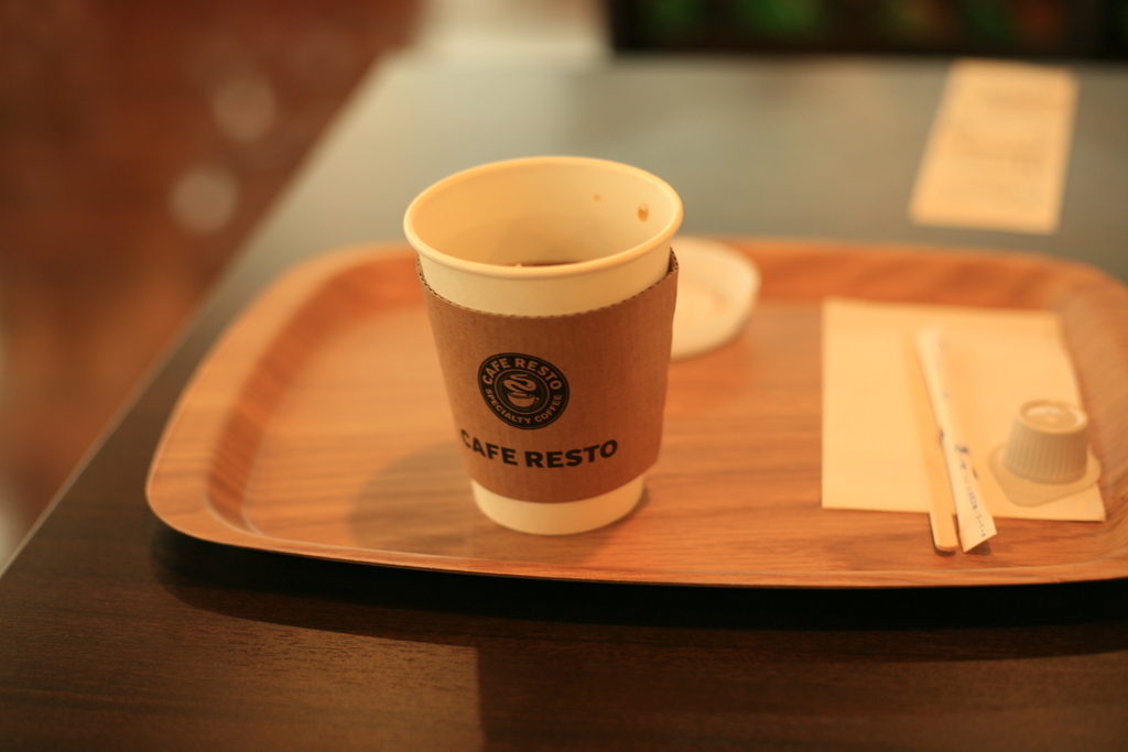 ヤマダ電機のカフェにて