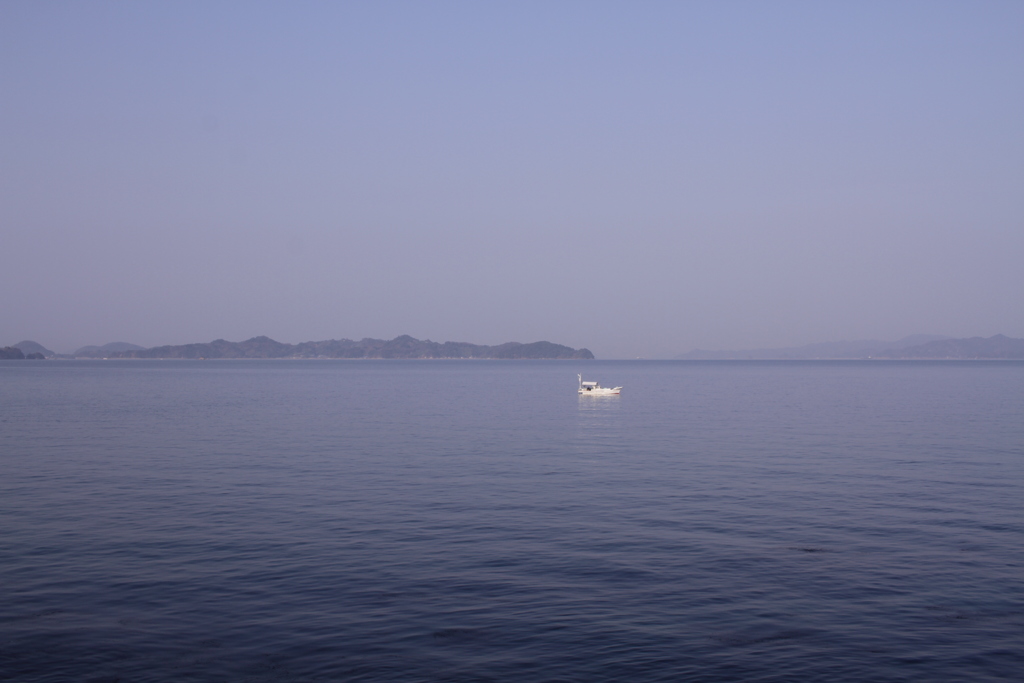 朝の瀬戸内海