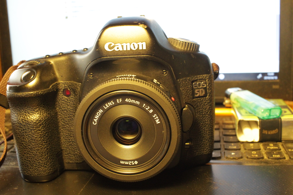 EF 40mm F2.8 STM　中古でゲッツ