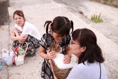 FBの友達がお孫さん連れてやってきた