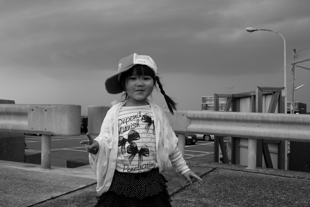 一昨日の写真　モノクロ