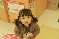 3歳前くらいの女の子