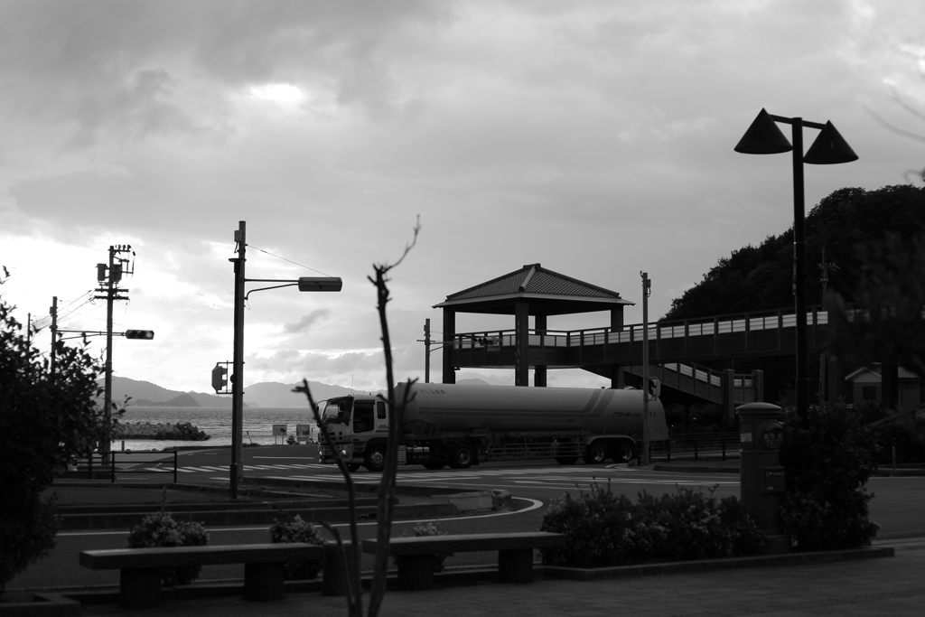 街は動き続ける