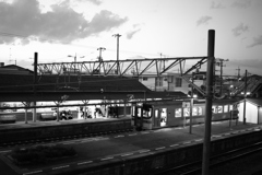 飽き飽きしてきたらモノクロにするのがいい!(^^)!