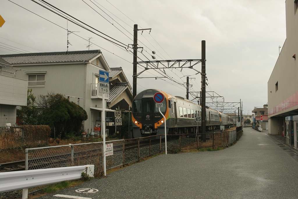 新型しおかぜたまたま通過