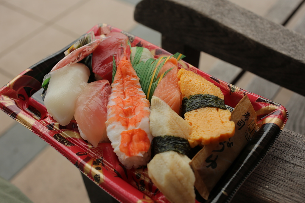 コロナ給付金でおっぱっぴー