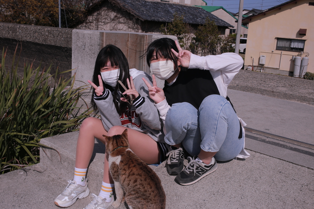 合コンしてるトム君