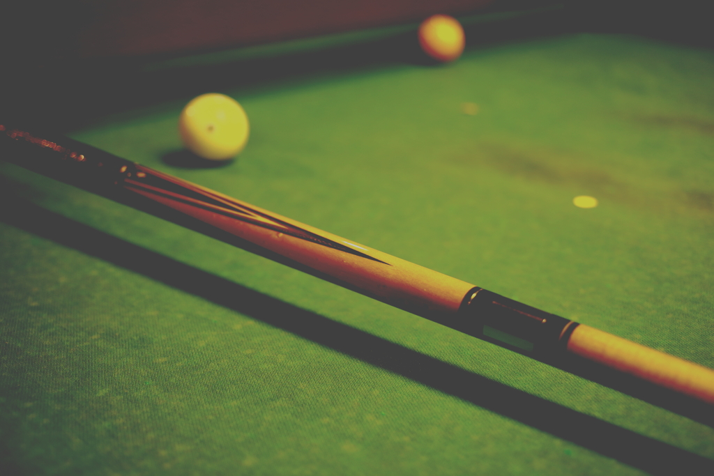 おじさん、ビリヤード辞めたいけどやめれないってよ