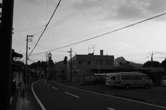 新しい朝が来た　火曜の朝だ