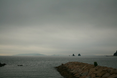 曇天　小雨まじり