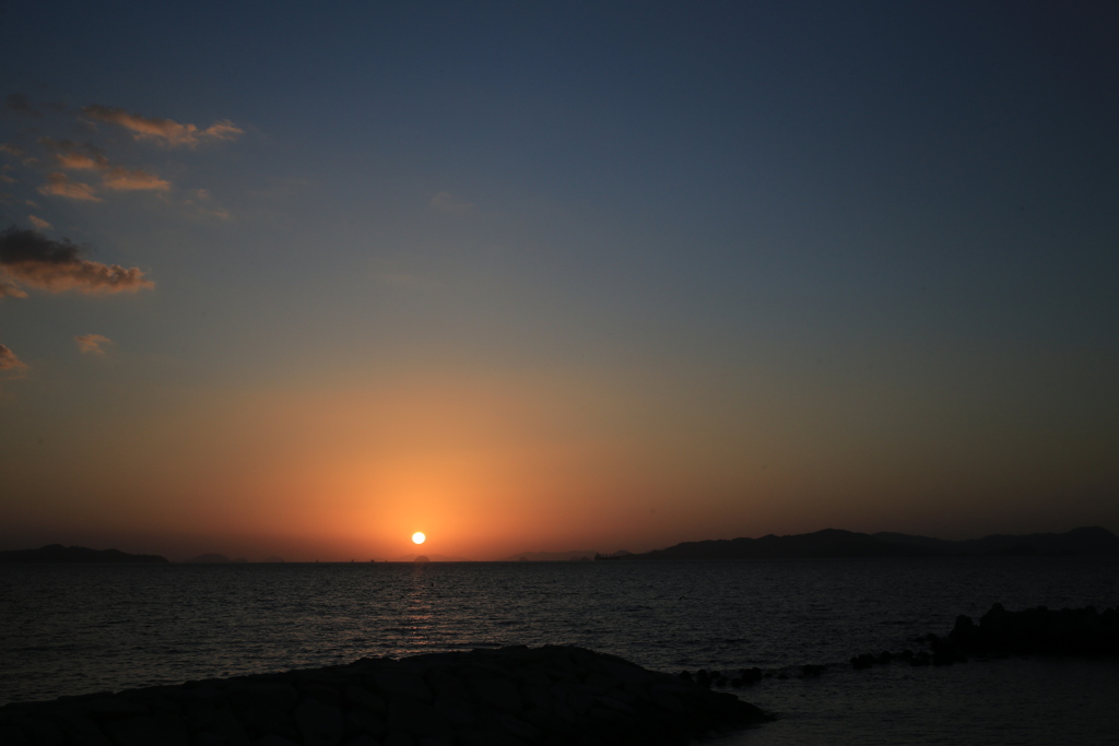 今日も日が暮れる