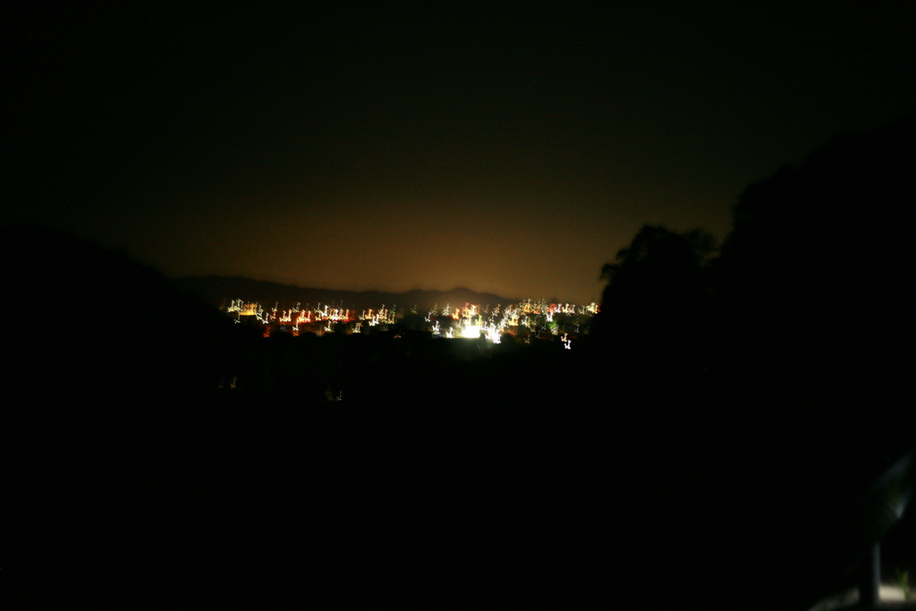 午前０時の街明かり