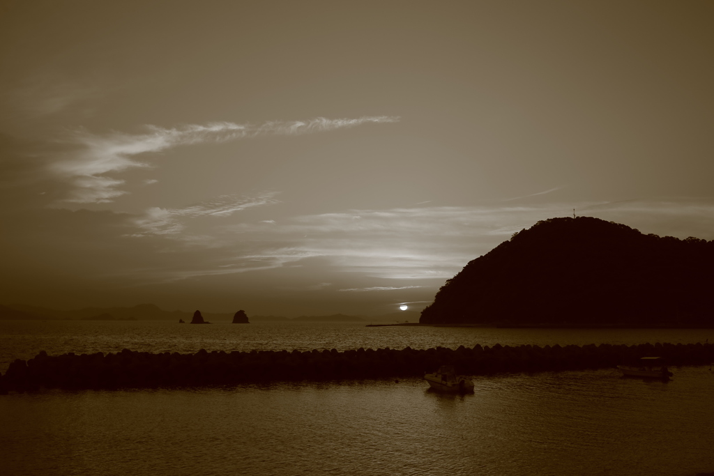 今日も日が暮れる