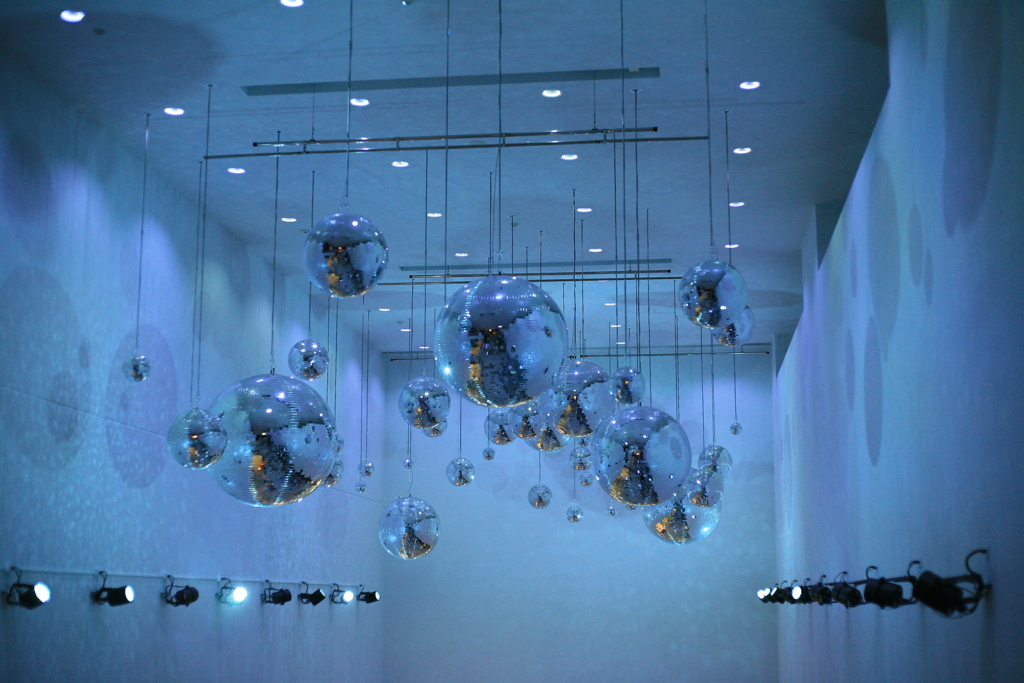 ピカピカしとうばい　なぜか九州弁