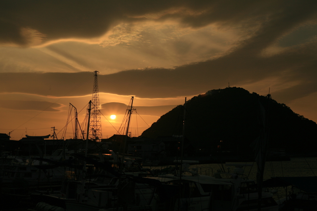 今日も日が暮れる