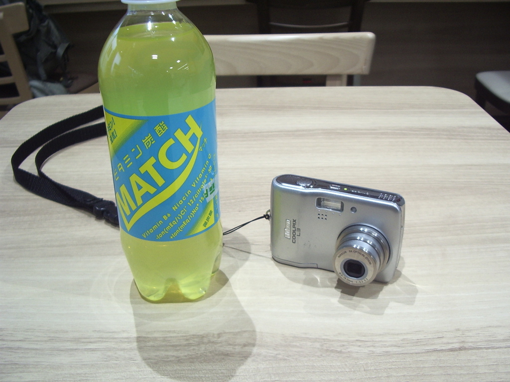 CoolpixL3 300円にてゲッツ