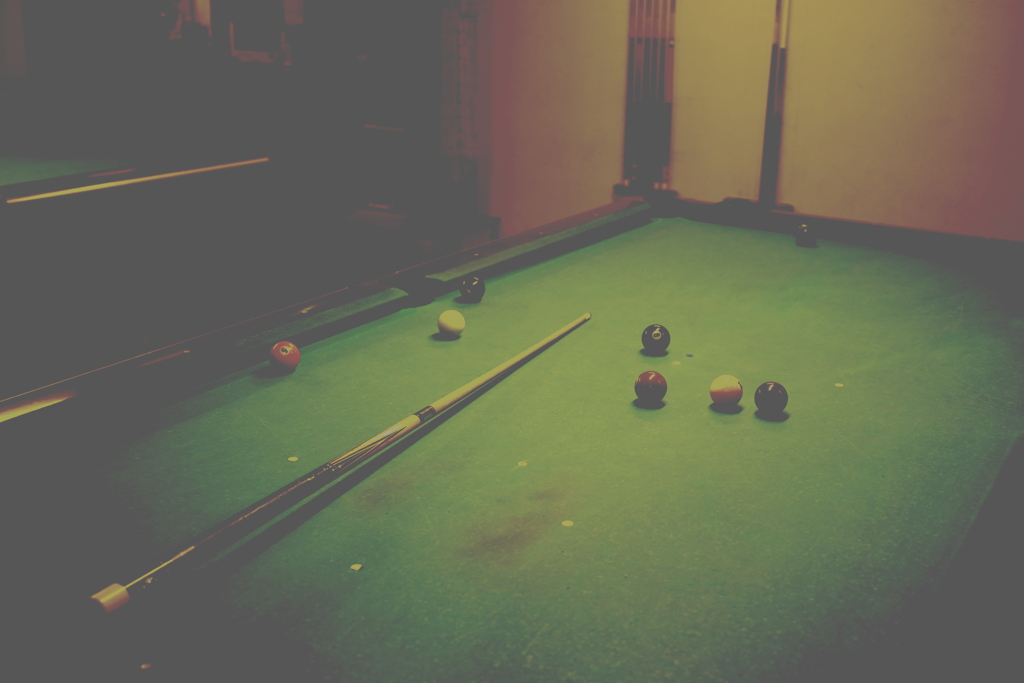 おじさん、ビリヤード辞めたいけどやめれないってよ