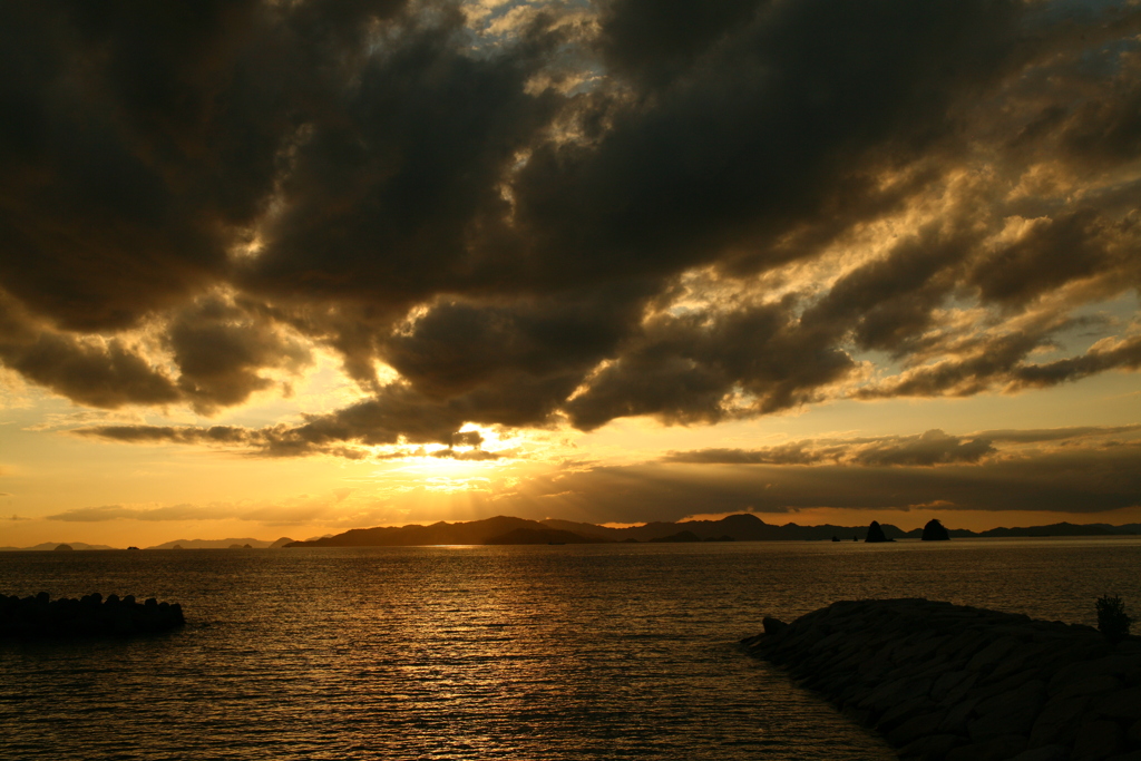 今日も日が暮れる