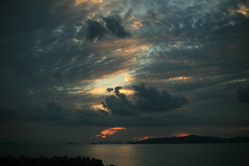 真珠貝みたいな空