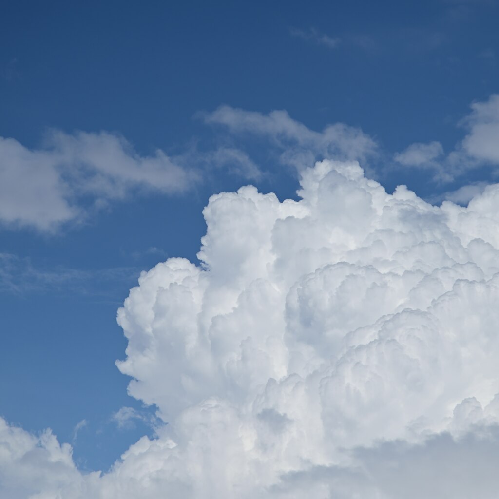 夏の雲