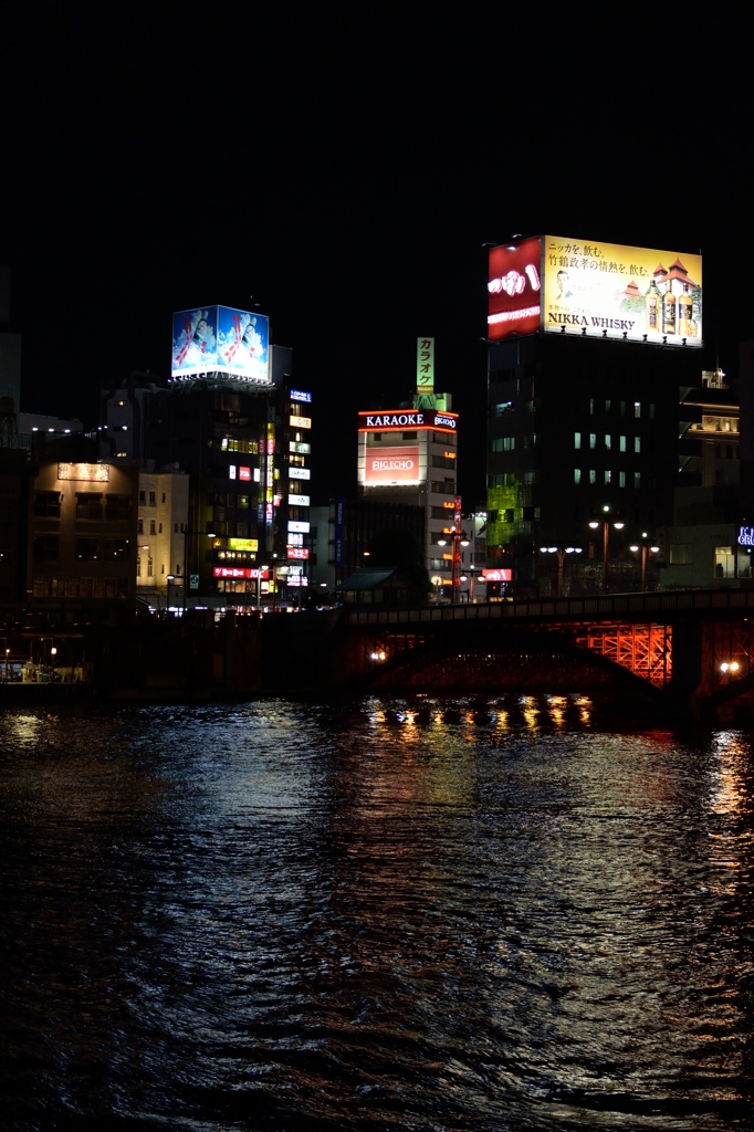 川向うは浅草・・・