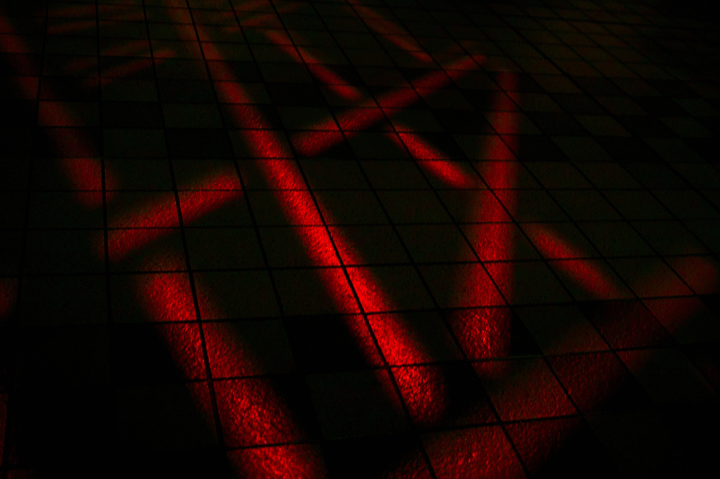 Red　line