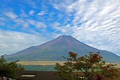 秋の富士山