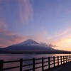 陽は沈み雲は輝く