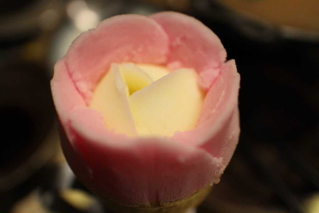 秋田に咲く花「ババヘラ」