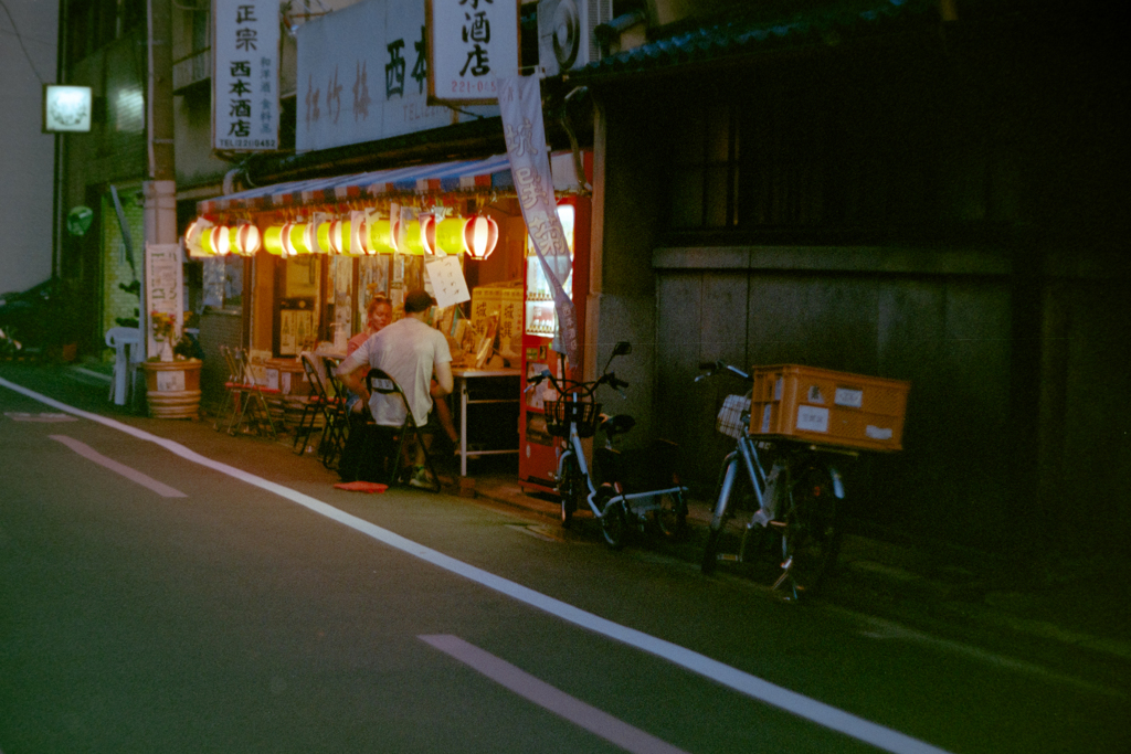 提灯ライトの灯る風景