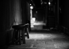路地をゆく