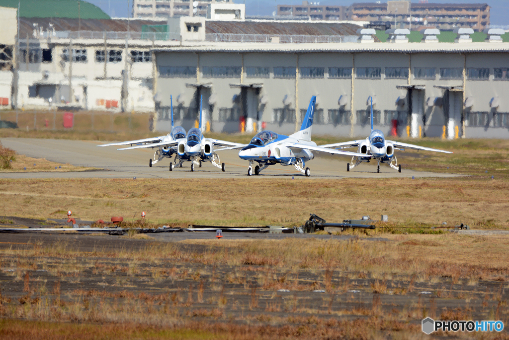 愛知県150周年のお祝いに来てくれたブルーインパルス御一行様の帰還です！