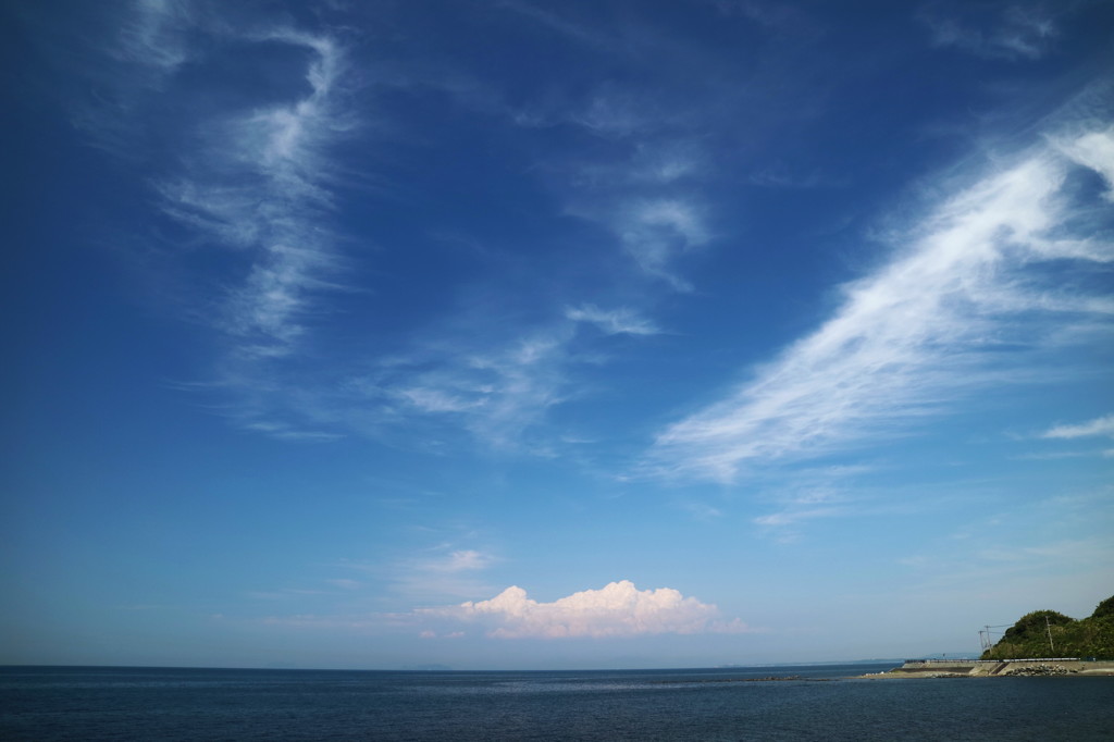 響灘の空
