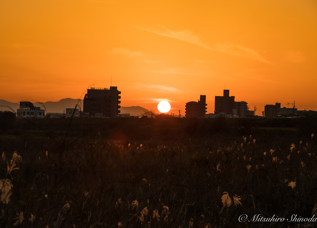 岐阜長良川河川敷からの夕陽