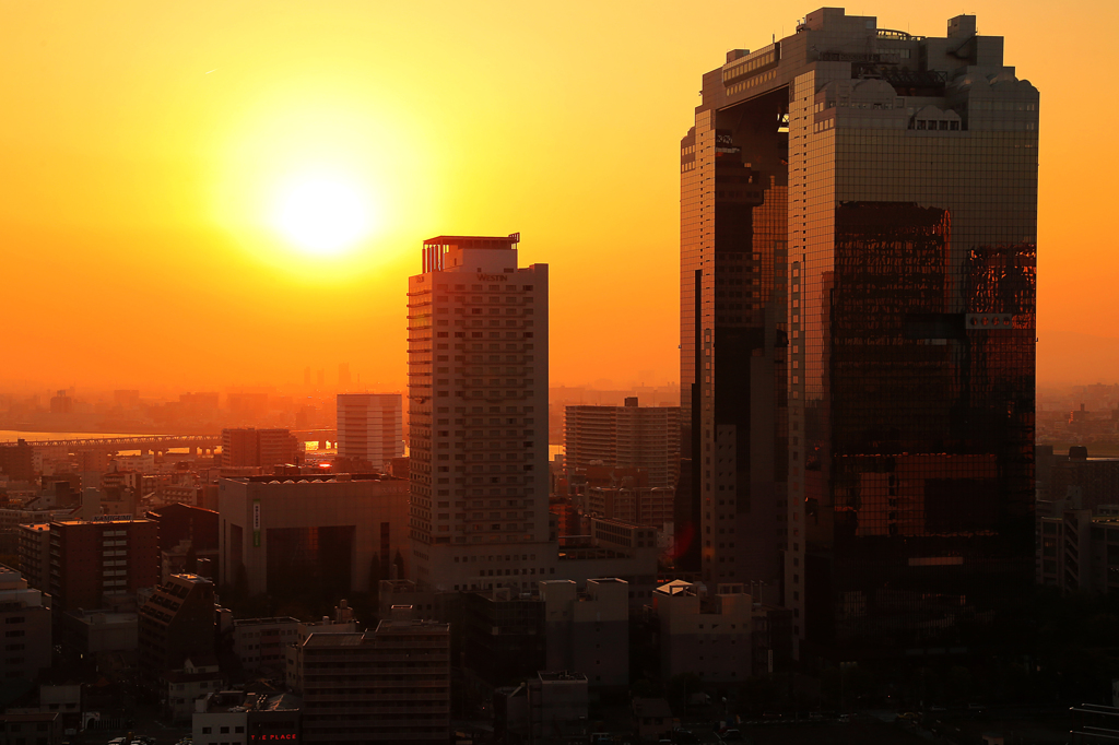 梅田ステーションシティ屋上からの夕日