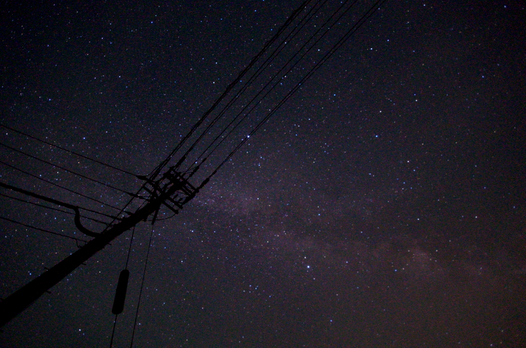 天の川　電柱添え