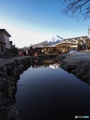 鏡池の逆さ富士
