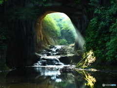 ジブリの洞窟゜