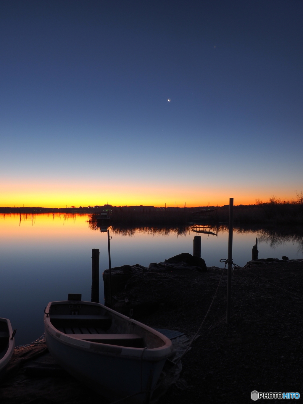 ささやかな三日月
