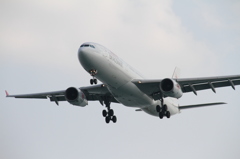 Dragonair Airbus A330(OKA)
