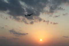 那覇空港の夕日