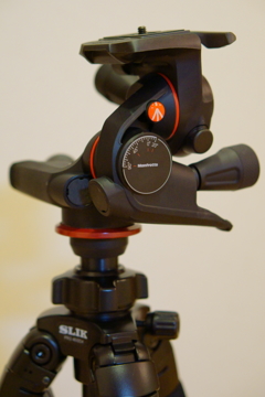 Manfrotto on SLIK !